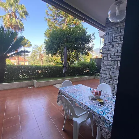 Degli Inglesi Appartement